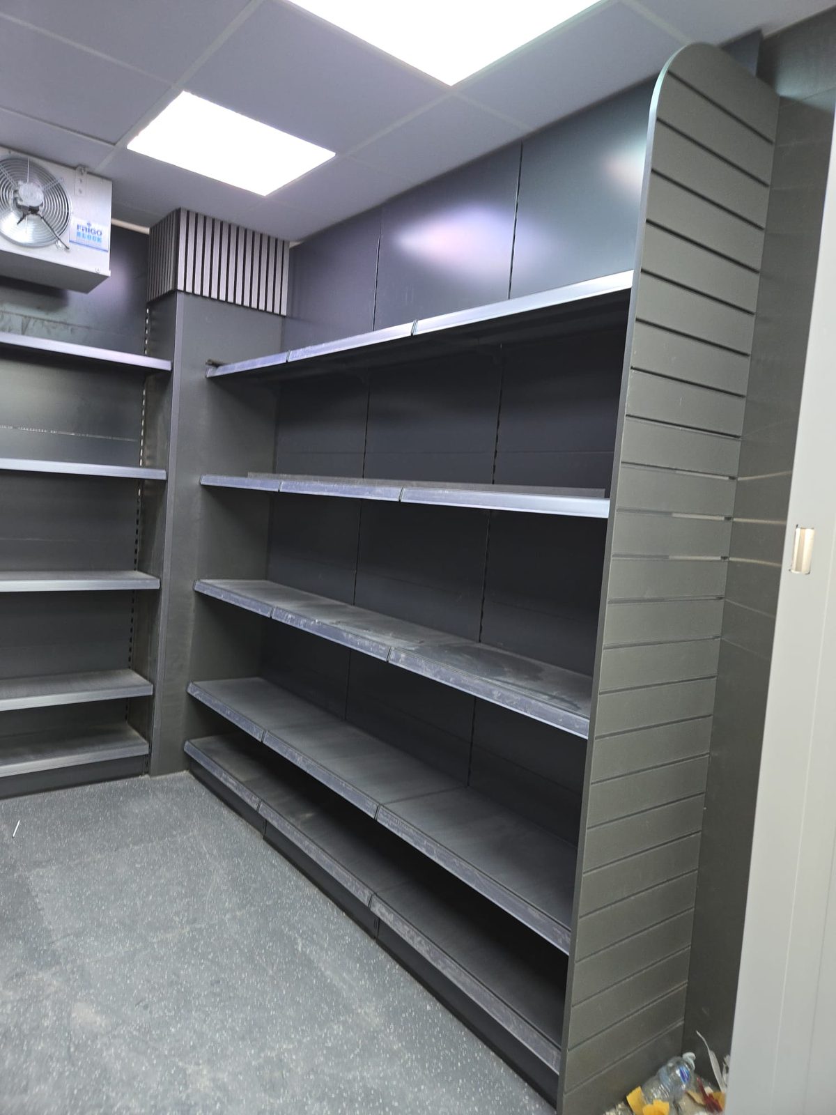 Gondola shop shelving installation